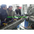 Machine à usiner des tuyaux renforcés de fibre de PVC avec unité d&#39;étanchéité